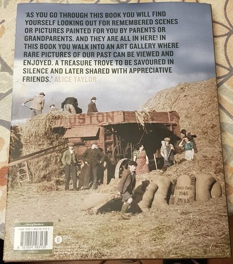 The Irish Farm In Colour by Michael B. Barry and John O'Byrne