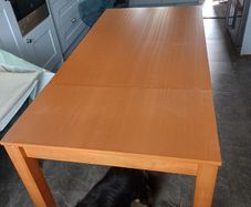 Extendable Dining table 8 chairs