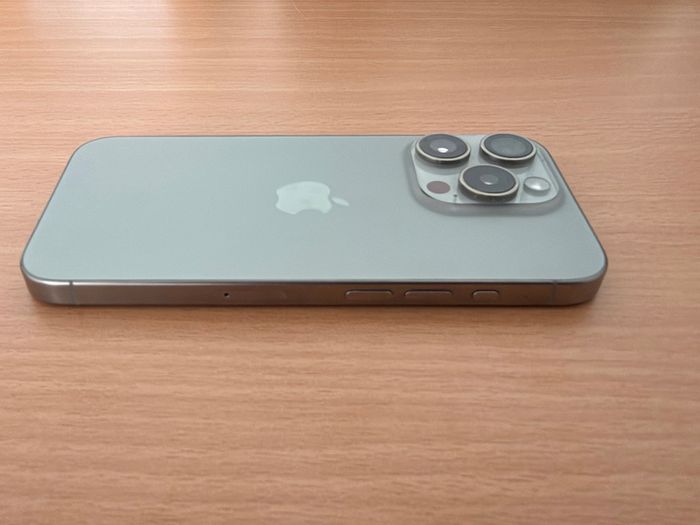 iPhone 15 Pro 256GB Unlocked