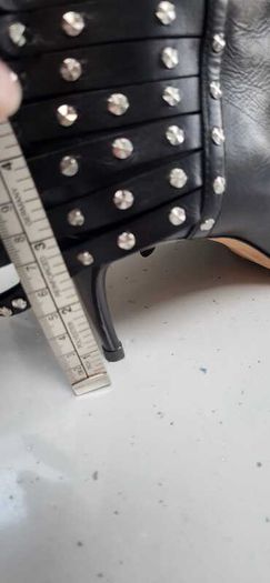 Alexander McQueen Black Studded Wing Ankle Boots Sz 40 (Fit 7UK)  - Rrp 795 (New)