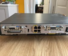 Cisco router 1841