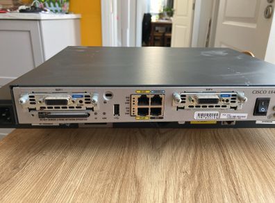 Cisco router 1841