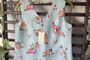 top Bnwt Yumi blue floral v front top lace detail