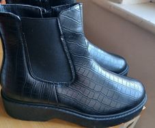 New KRUSH Black Ankle Boots