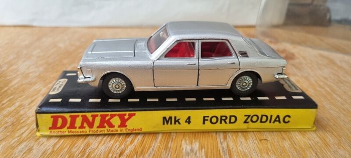 Dinky Diecast Ford Zodiac
