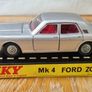 Dinky Diecast Ford Zodiac Image 5