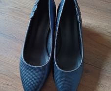 mother of bride navy shoes
