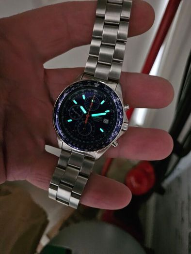 Watch Seiko Pilot Chronograph.