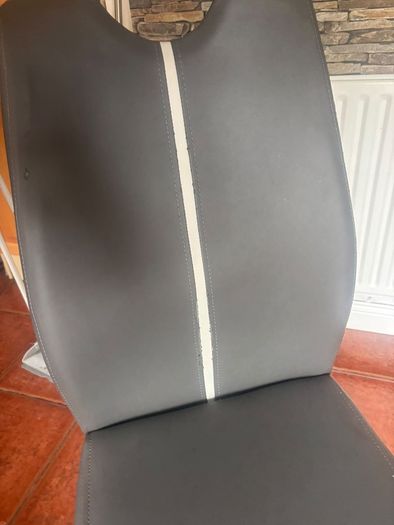4 kichen chairs