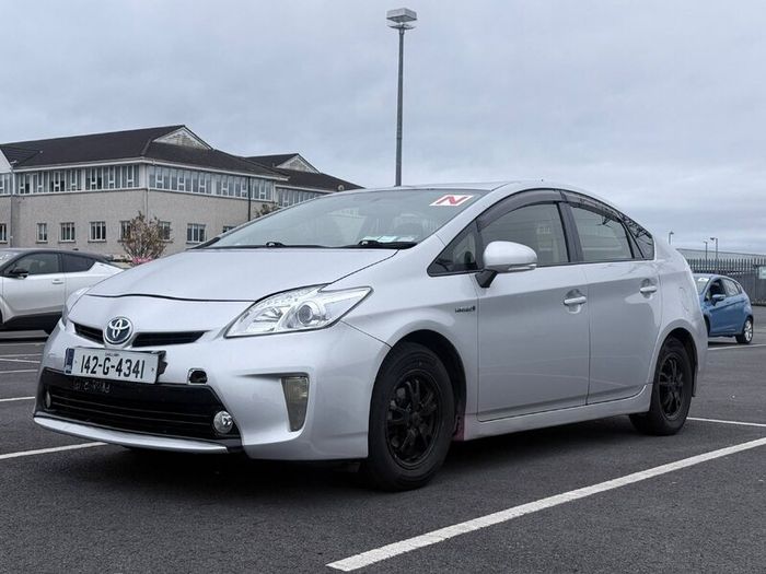 Toyota Prius 2014  (Fresh NCT)