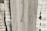 New Laminated flooring