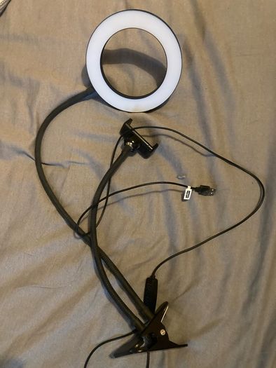 TikTok Streamer Light and Phone Holder