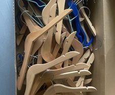 Kids hangers