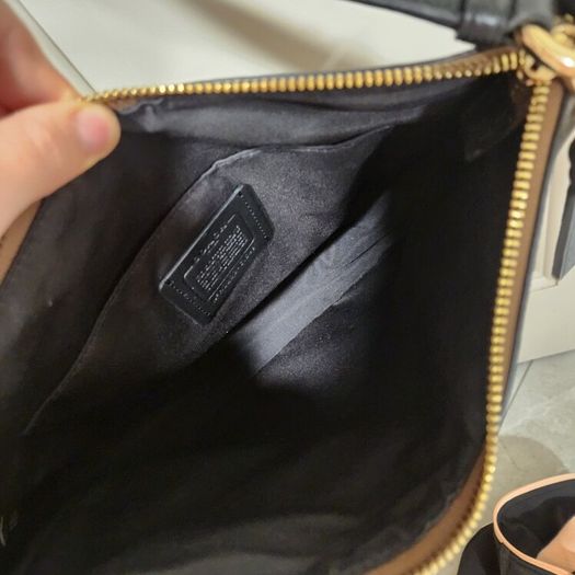 coach bag (authentic) NEW