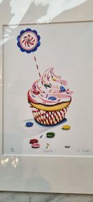 Orla Walsh cupcake print