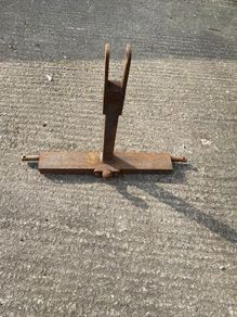 Three point linkage ball hitch