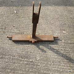 Three point linkage ball hitch
