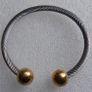 Magnetic therapy bangle - twisted cable design Image 4