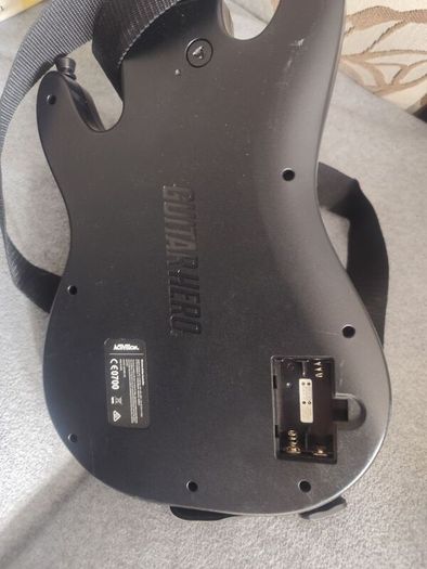 Guitar heroes and Rock band guitares
