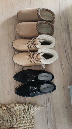 women's shoes size 39