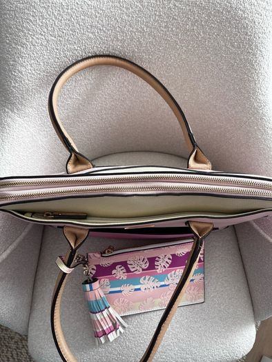 Practically new Parfois Ladies Laptop Bag & comes with 3in1 matching charging cable