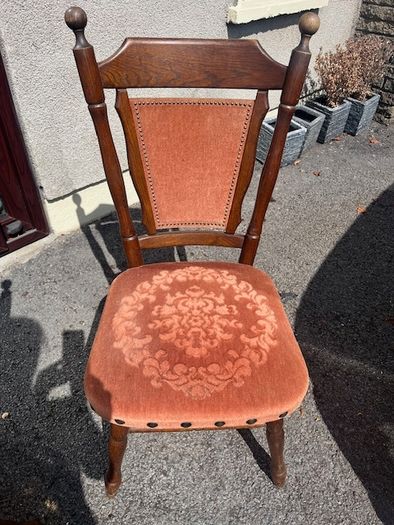 Set of 4 Beautiful Vintage Solid Wood Chairs 200