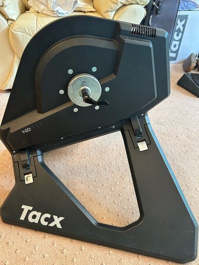Tacx T2800 Smart Turbo Trainer