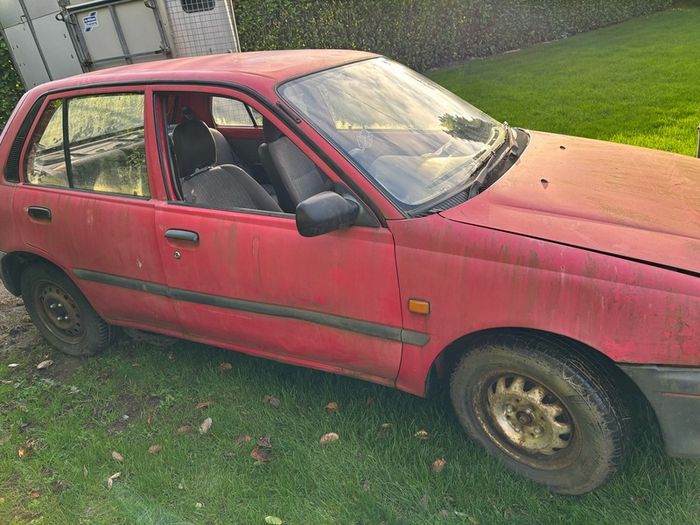 Toyota starlet for parts