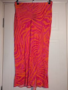 Perfect for Summer. amazing swirl print midi skirt from New Look