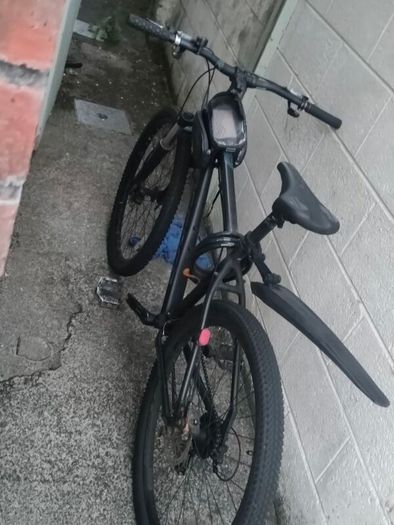 Carerra Vengeance (Medium) + Halfords Combination Lock