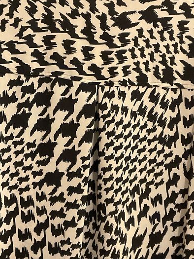 F&F Houndstooth Print Collared Blouse in Multi Black White