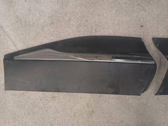 Renault captur rh rear door moulding