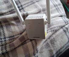 Net gear AC1200 WiFi Range Extender