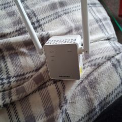 Net gear AC1200 WiFi Range Extender