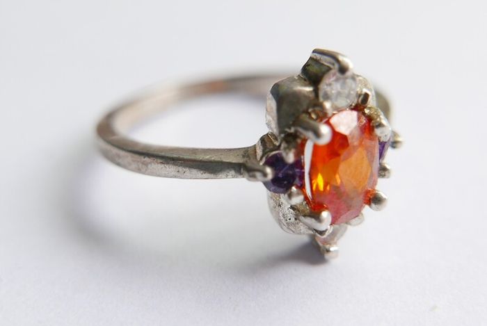 Vintage 925 Sterling Silver Ring with Central Orange Stone and Accent Stones