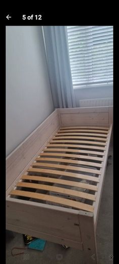 single wooden bed