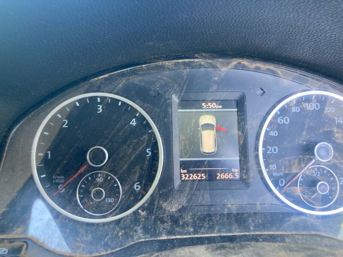 Vw 2012 damaged