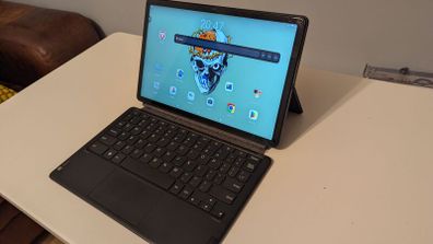 Lenovo Tablet P11 with keyboard and stylus pen