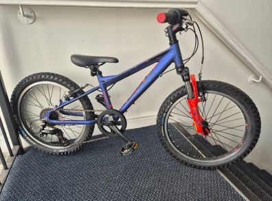 Carrera Blast Junior Mountain Kids Bike - 20" 6-11 years