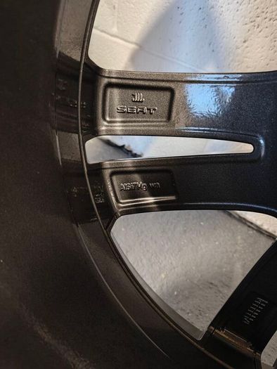 19" Seat Cupra R Alloy Wheels