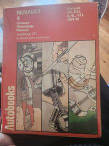Autobook Renault 4 Owners Workshop Manual. Hardback Large Volume Hardback In Good Condition.