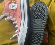 converse brand new coral colour