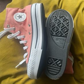 converse brand new coral colour