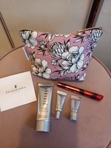 Elizabeth Arden gift set