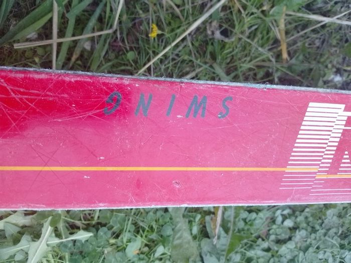 Vintage ELAN Carbon Skis with LOOK Bindings