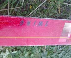 Vintage ELAN Carbon Skis with LOOK Bindings