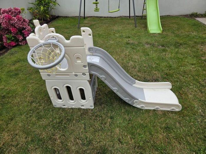 Kids playhouse