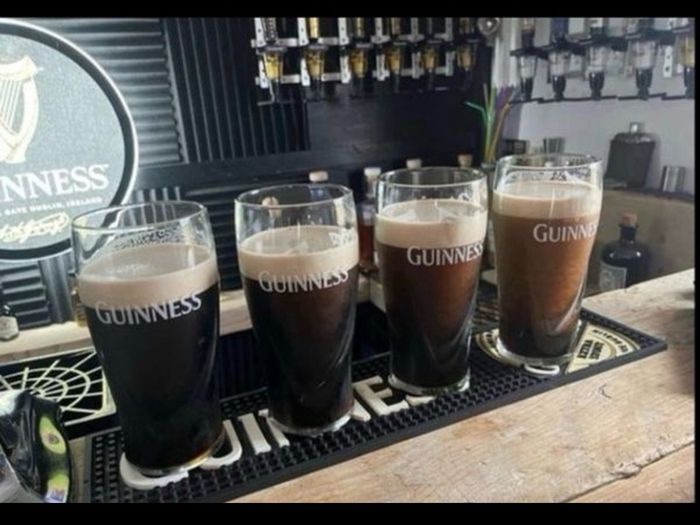 Guinness pint glasses - modern 6 no.