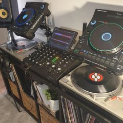 2 x Denon Prime LC6000s (New with Warranty)