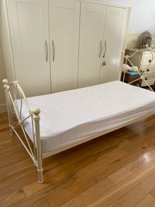 single bed